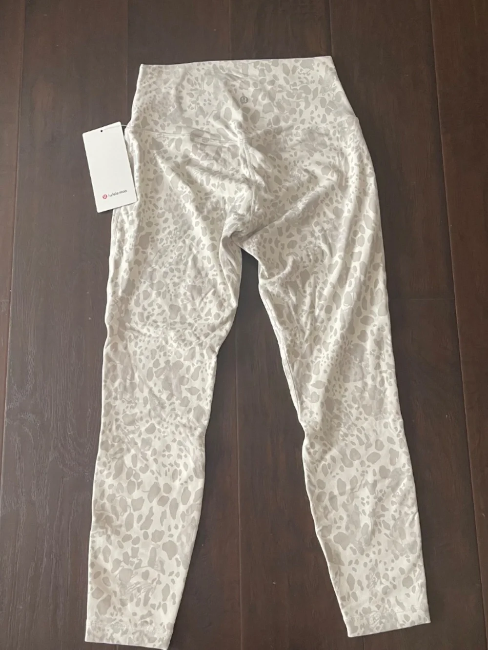 NWT lululemon Align HR 25” Cheetah Camo Size 8
